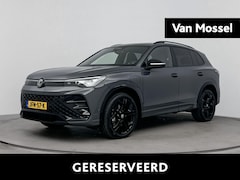 Volkswagen Tiguan - 1.5 eHybrid R-Line Edition 204 PK | Panorama dak | Trekhaak zwenkbaar | Stoel/stuurverwarm