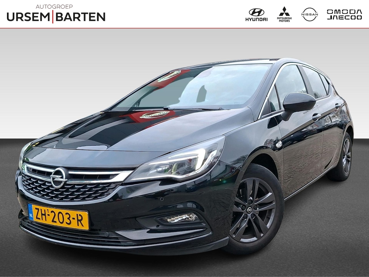 Opel Astra - 1.4 Turbo 120 Jaar Edition Navigatie | lederen stuurwiel | parking assistent | - AutoWereld.nl