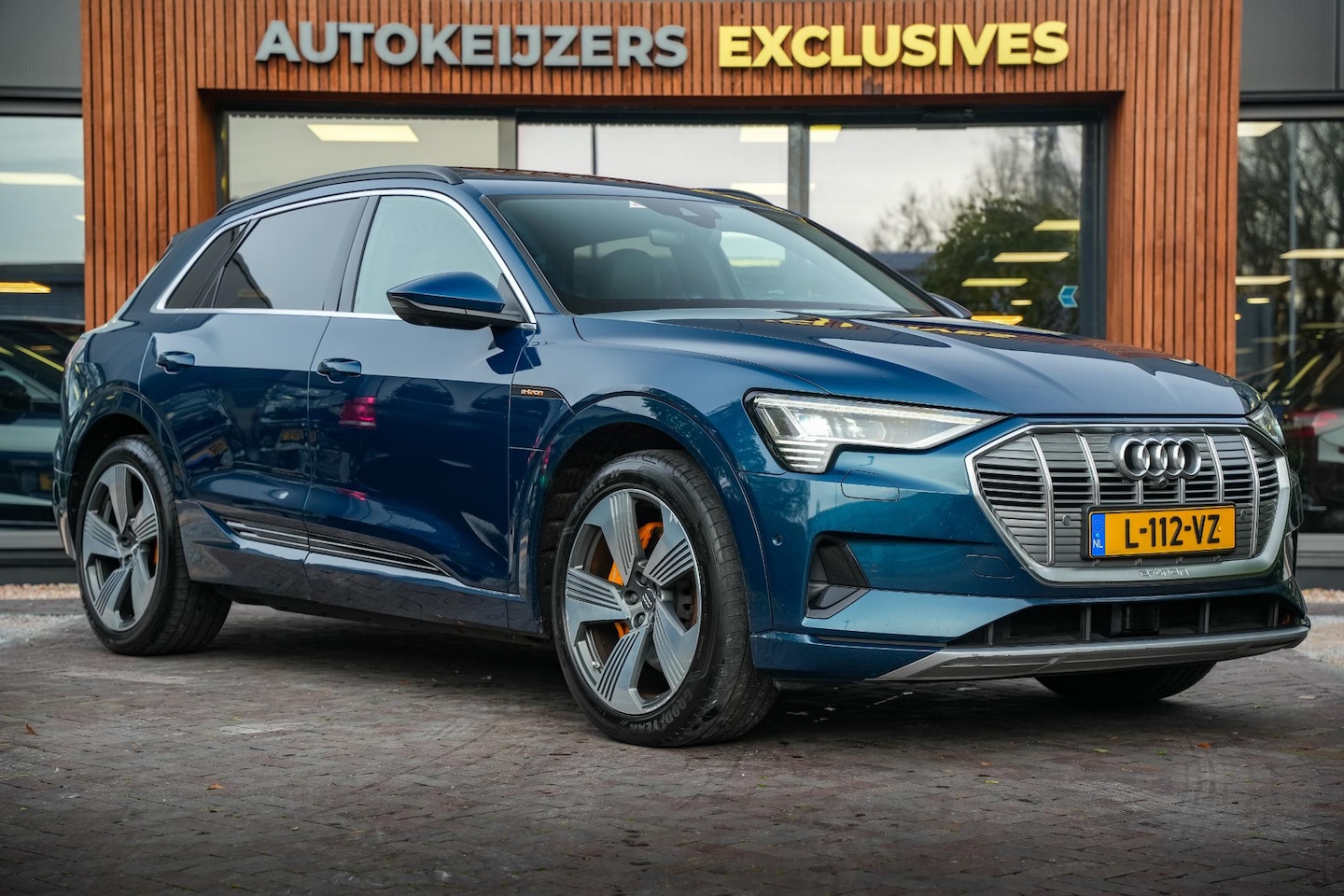 Audi e-tron - e-tron 55 quattro advanced Pro Line Plus 95 kWh File Assist Rijstrooksensor Climate Contro - AutoWereld.nl