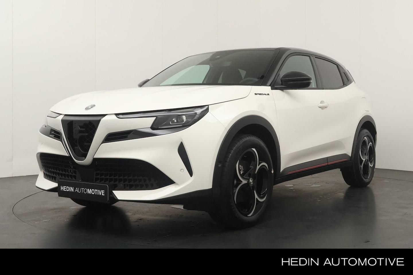 Alfa Romeo Junior - 1.2 Turbo Hybrid Ibrida Speciale |Techno Pakket | van 40.640, - nu voor 39.140,- - AutoWereld.nl