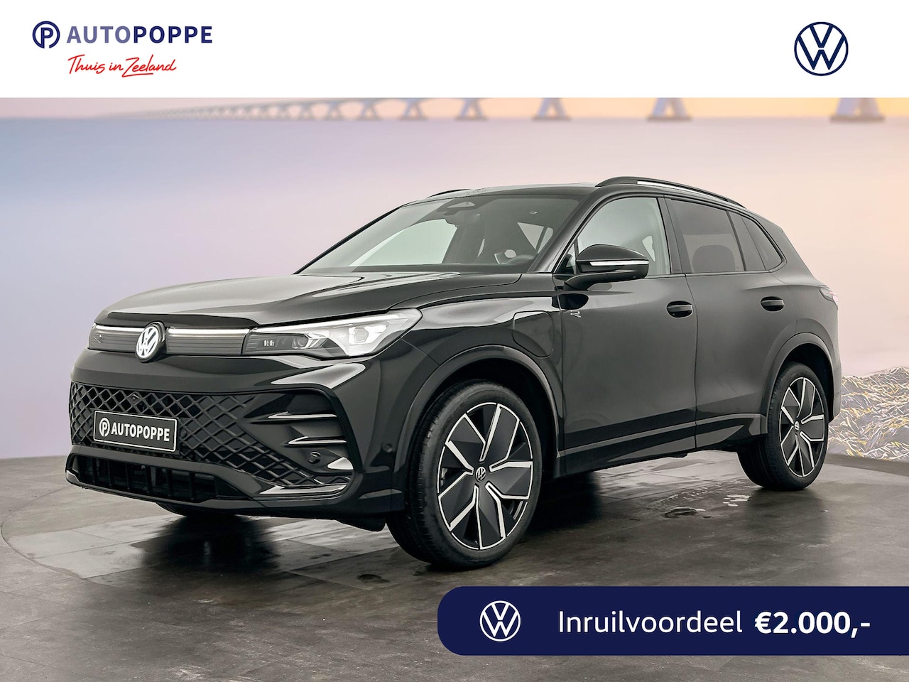 Volkswagen Tiguan - R-Line Edition 1.5 eHybrid 150 kW / 204 PK SUV 6 v - AutoWereld.nl