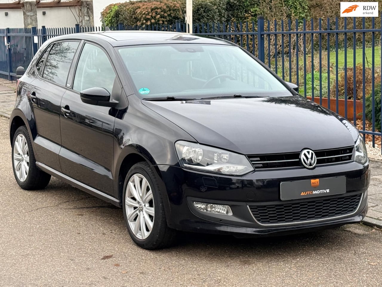 Volkswagen Polo - 1.2 TSI Highline Style DSG / PANO - AutoWereld.nl