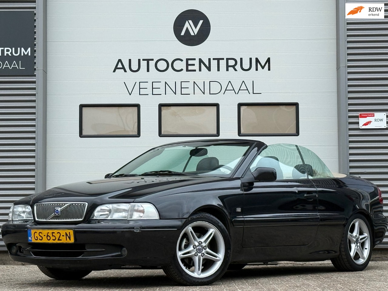 Volvo C70 Convertible - Cabriolet 2.3 T5 300 PK CRUISE/AIRCO/STOELVERWARMING/DOLBY - AutoWereld.nl