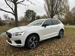 Volvo XC60 - 2.0 T8 Twin Engine AWD R-Design, Pano, Trekhaak