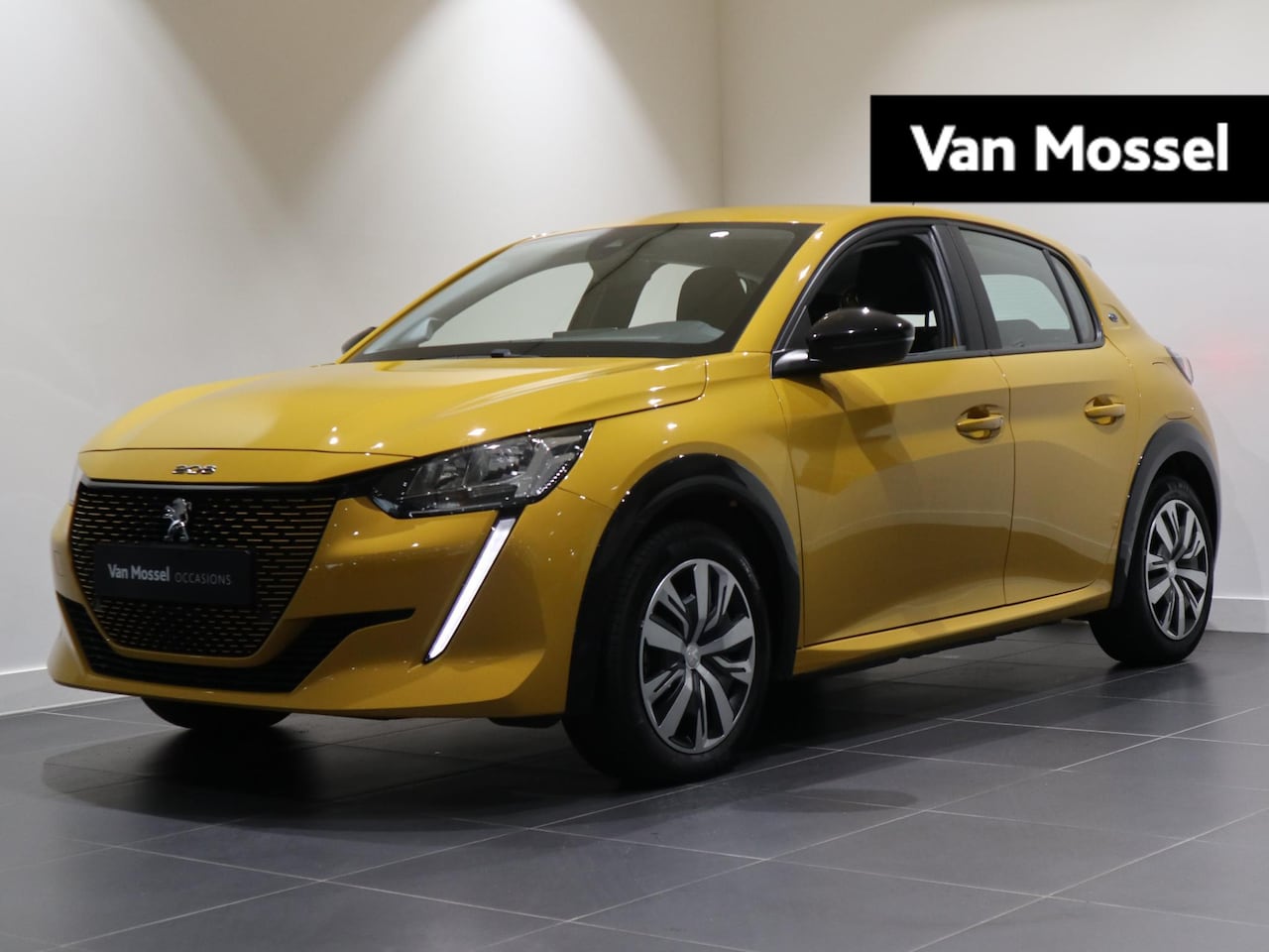 Peugeot e-208 - EV Active 50 kWh ANDROID AUTO/ APPLE CARPLAY - CRUISE CONTROL - AIRCO - AutoWereld.nl