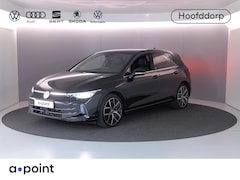 Volkswagen Golf - 1.5 eHybrid 50 Edition 204 pk Automaat (DSG) | Verlengde garantie | Navigatie | Parkeersen