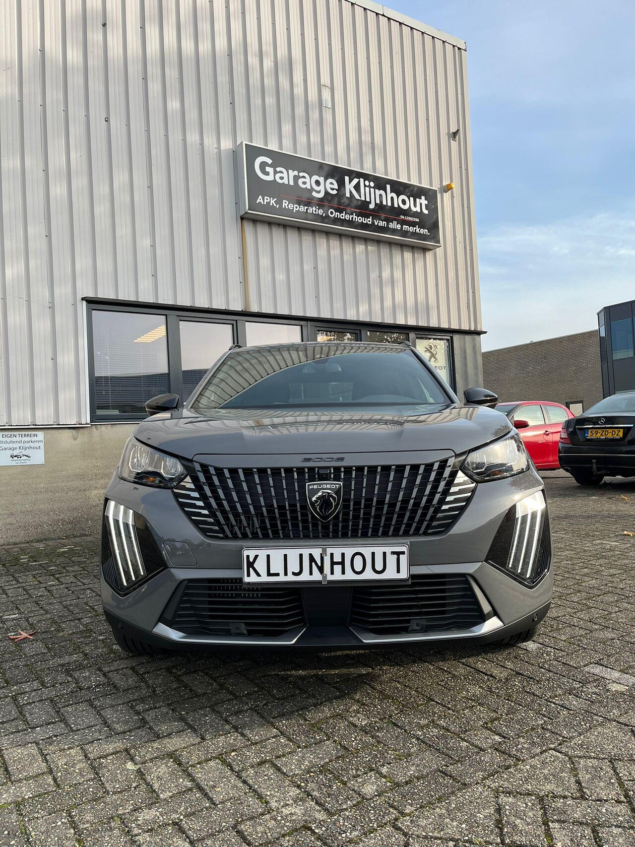 Peugeot 2008 - 1.2 PureTech 130 Allure 1.2 PureTech 130 Allure - AutoWereld.nl