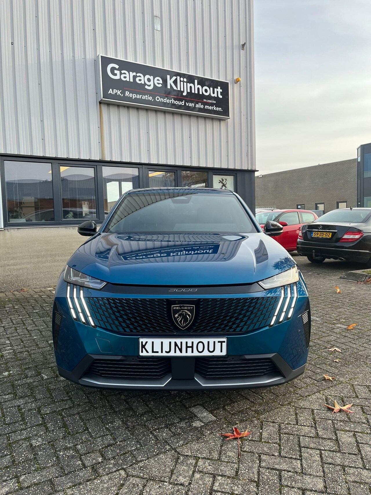 Peugeot 3008 - 1.2 Hybrid 145 Allure 1.2 Hybrid 145 Allure - AutoWereld.nl