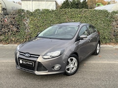 Ford Focus - 1.0 EcoBoost Titanium * Dakje * Cruise * Nieuwe Distributie * Garantie