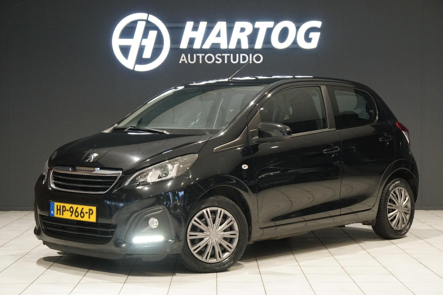 Peugeot 108 - 1.0 e-VTi 5-DRS + AIRCO - AutoWereld.nl