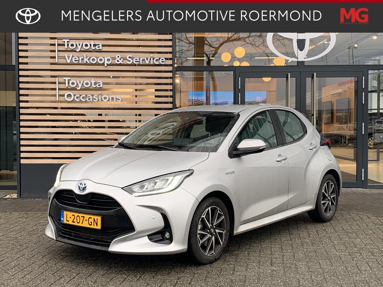 Toyota Yaris - 1.5 Hybrid Dynamic |Rijklaar| - AutoWereld.nl