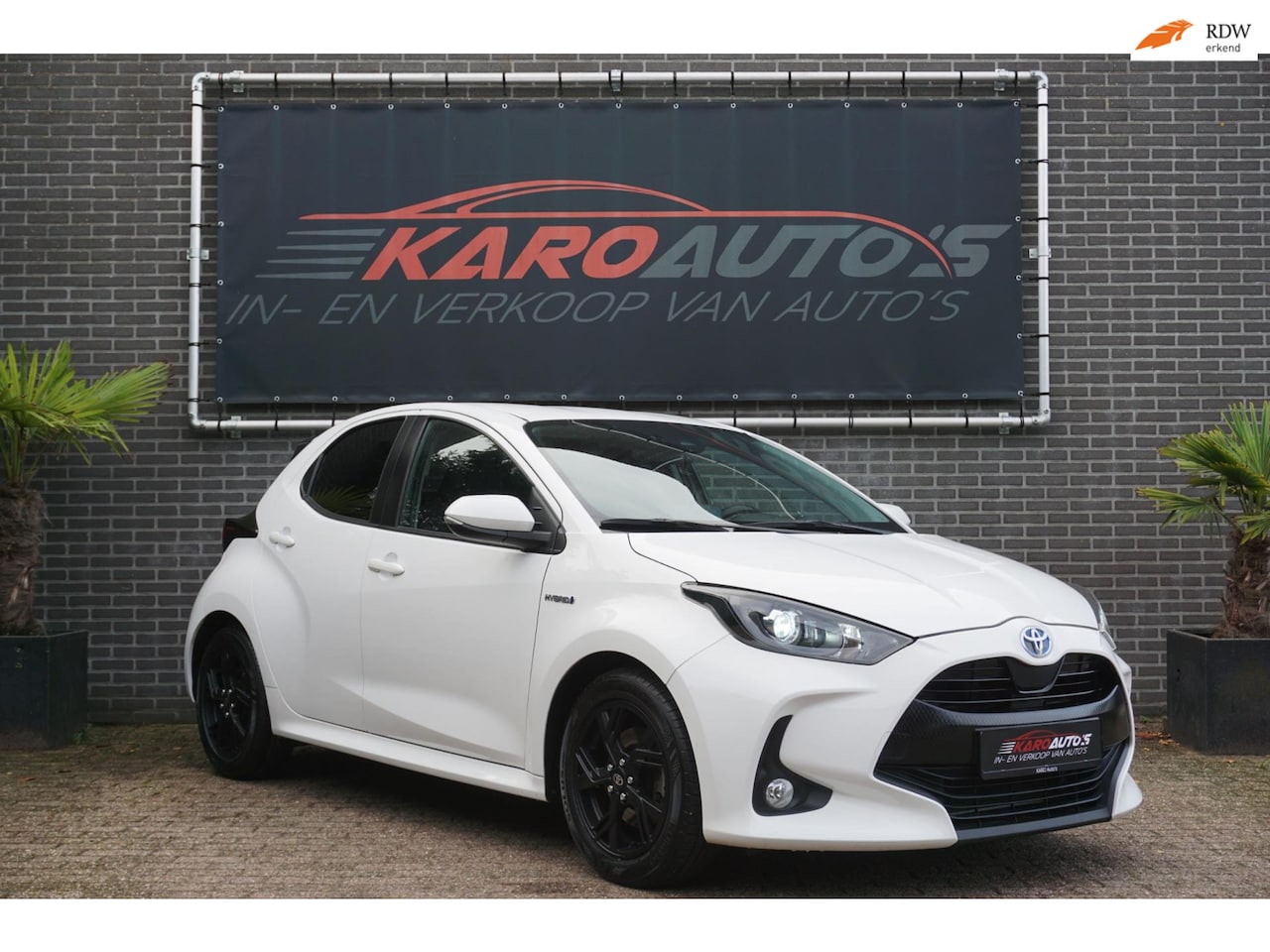 Toyota Yaris - 1.5 Hybrid 115PK Comf. Led Camera Cruise 1e Eig - AutoWereld.nl