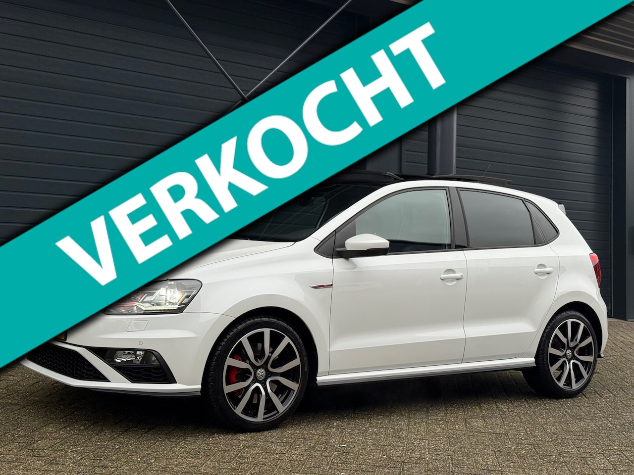 Volkswagen Polo - 1.8 TSI GTI 1.8 TSI GTI, Panodak, Carplay, Origineel NL! - AutoWereld.nl