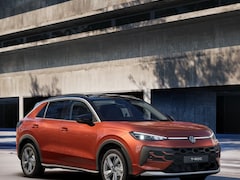 Volkswagen T-Roc - Eerste en Goedkoopste van NL 1.5 eTSI 116pk Life First Edition