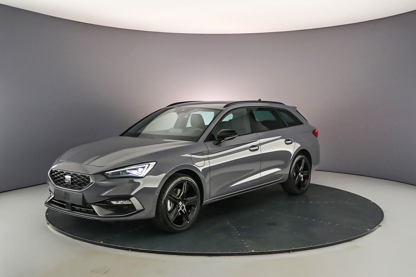 SEAT Leon Sportstourer - 1.5 TSI eHybrid 204pk FR Business - eHybrid voorraadactie - AutoWereld.nl