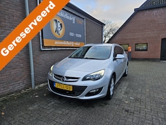 Opel Astra Sports Tourer - 1.6 CDTi Business +