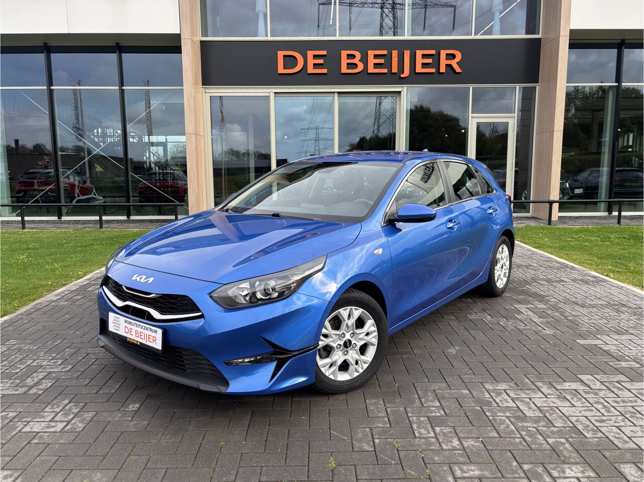 Kia Cee'd - Ceed 1.5 T-GDi 160pk Dynamic line I Navi I Cruise I Camera - AutoWereld.nl