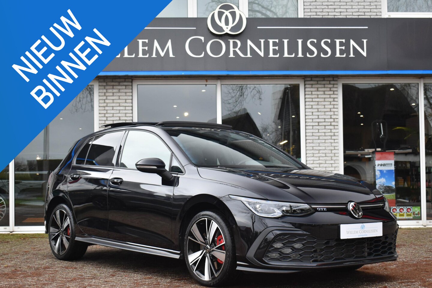 Volkswagen Golf - 1.4 eHybrid GTE Pano IQ Light ACC Winterpack Camer - AutoWereld.nl