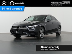 Mercedes-Benz A-klasse - 250e Business Solution AMG | Panoramadak | Sfeerverlichting | Achteruitrijcamera |
