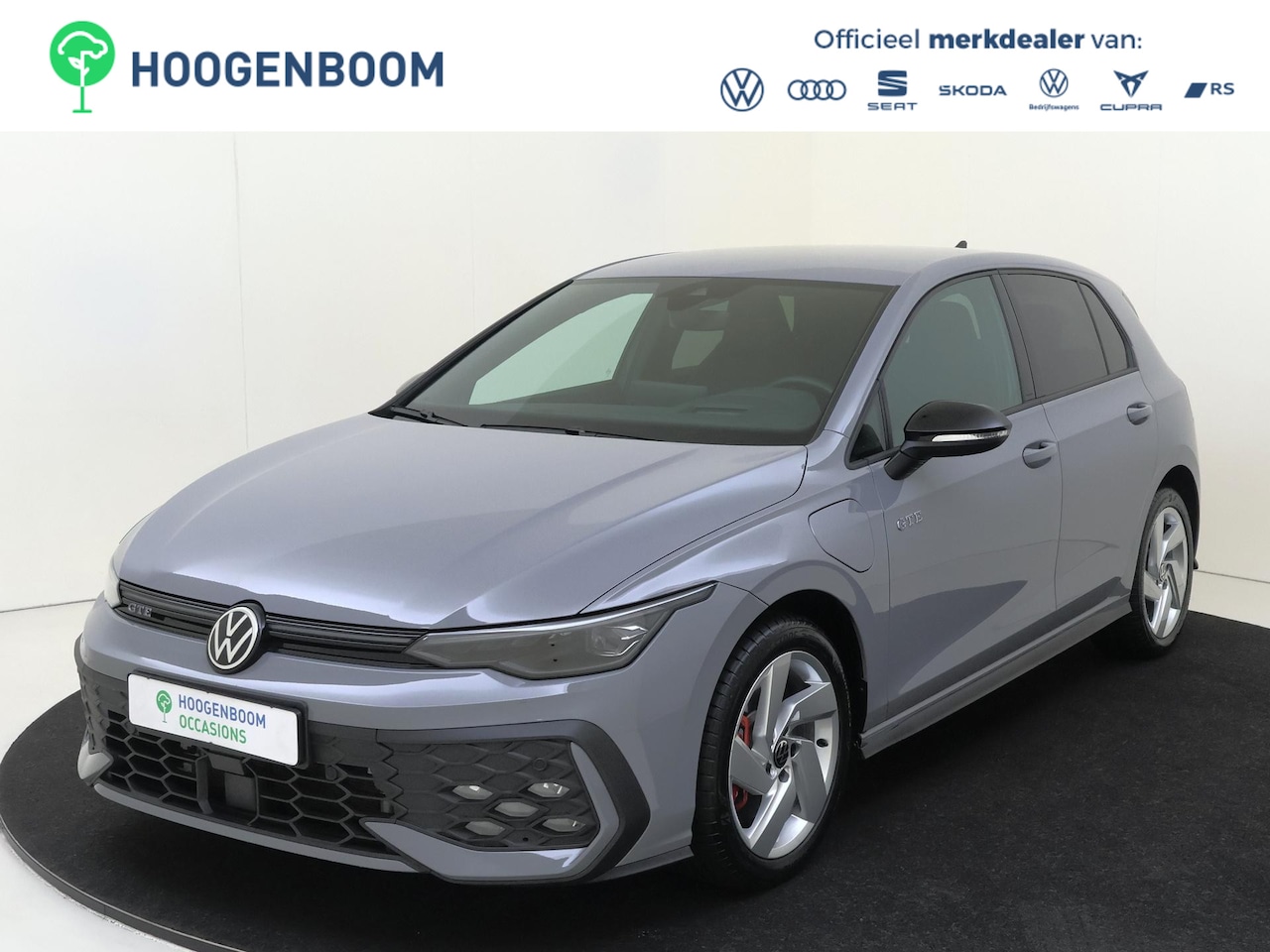 Volkswagen Golf - 1.5 eHybrid GTE | Trekhaak | Head-up display | Achteruitrijcamera | 3-zone airco | Adaptie - AutoWereld.nl
