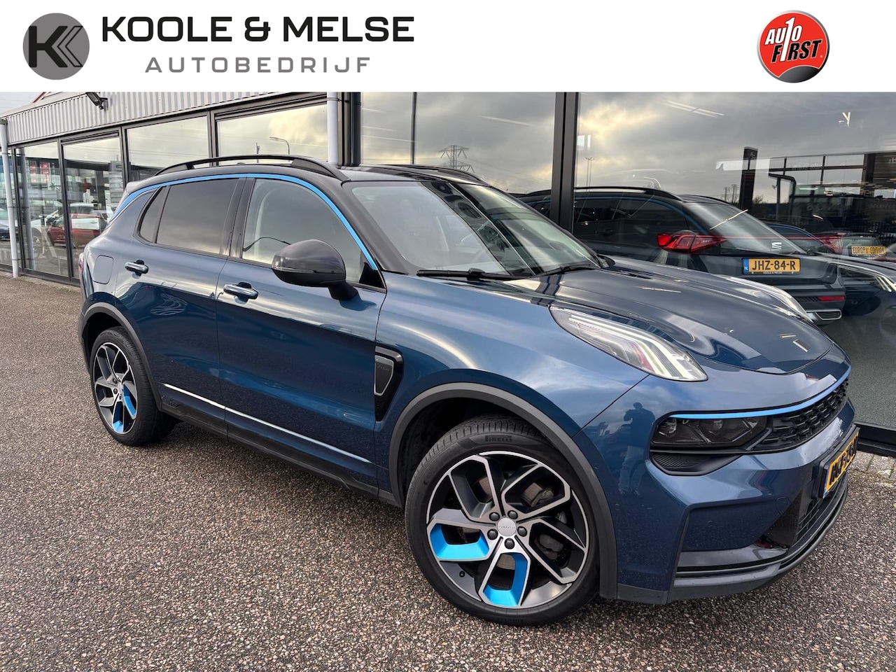 Lynk & Co 01 - 1.5 261pk PHEV PLUG IN HYBRID , TREKHAAK ,PANO DAK,CAR PLAY - AutoWereld.nl