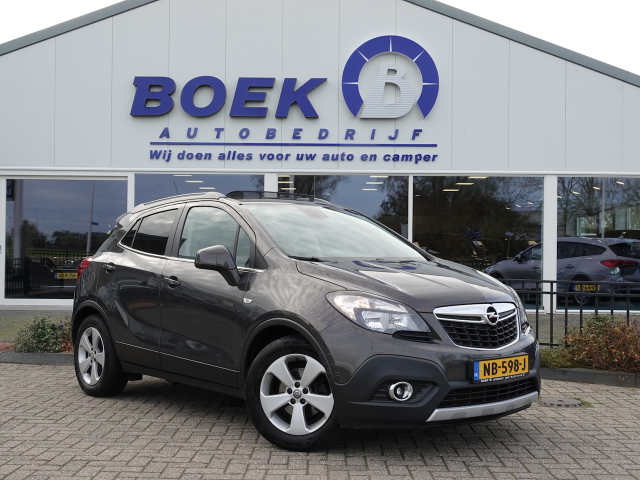 Opel Mokka - 1.4 T Innovation AUT. 140PK SCHUIFDAK | TREKH. | VOL LEER | CAMERA - AutoWereld.nl