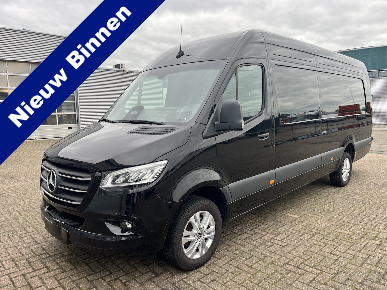 Mercedes-Benz Sprinter - 319 1.9 CDI Aut L4 3500kg Trekhaak Leder LED Stuurverw. alle opties - AutoWereld.nl