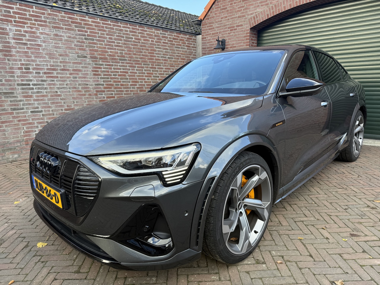 Audi e-tron Sportback - S quattro 95 kWh fabrieksgarantie, 22 inch, - AutoWereld.nl