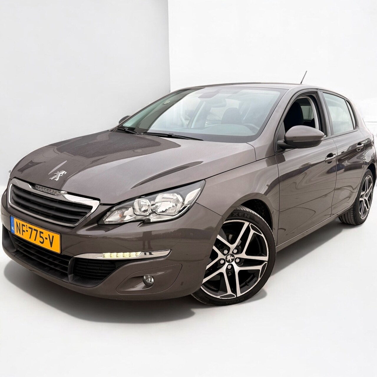 Peugeot 308 - 1.2 PureTech Allure nwe koppeling - AutoWereld.nl