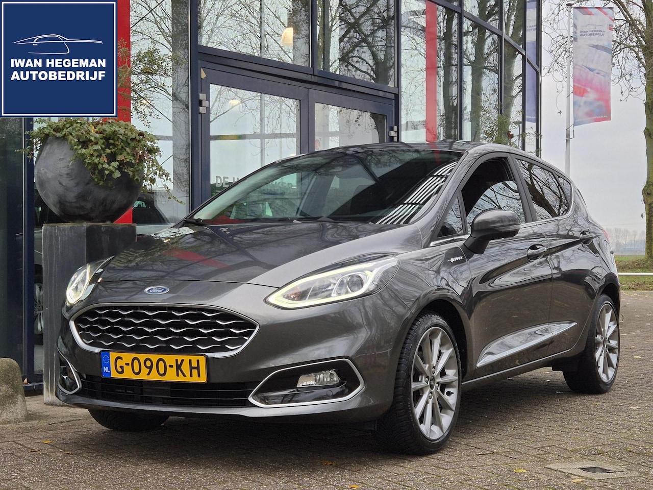 Ford Fiesta - 1.0 EcoBoost 125PK Vignale | Winterpakket | Navigatie | Climate Control | Cruise Control | - AutoWereld.nl