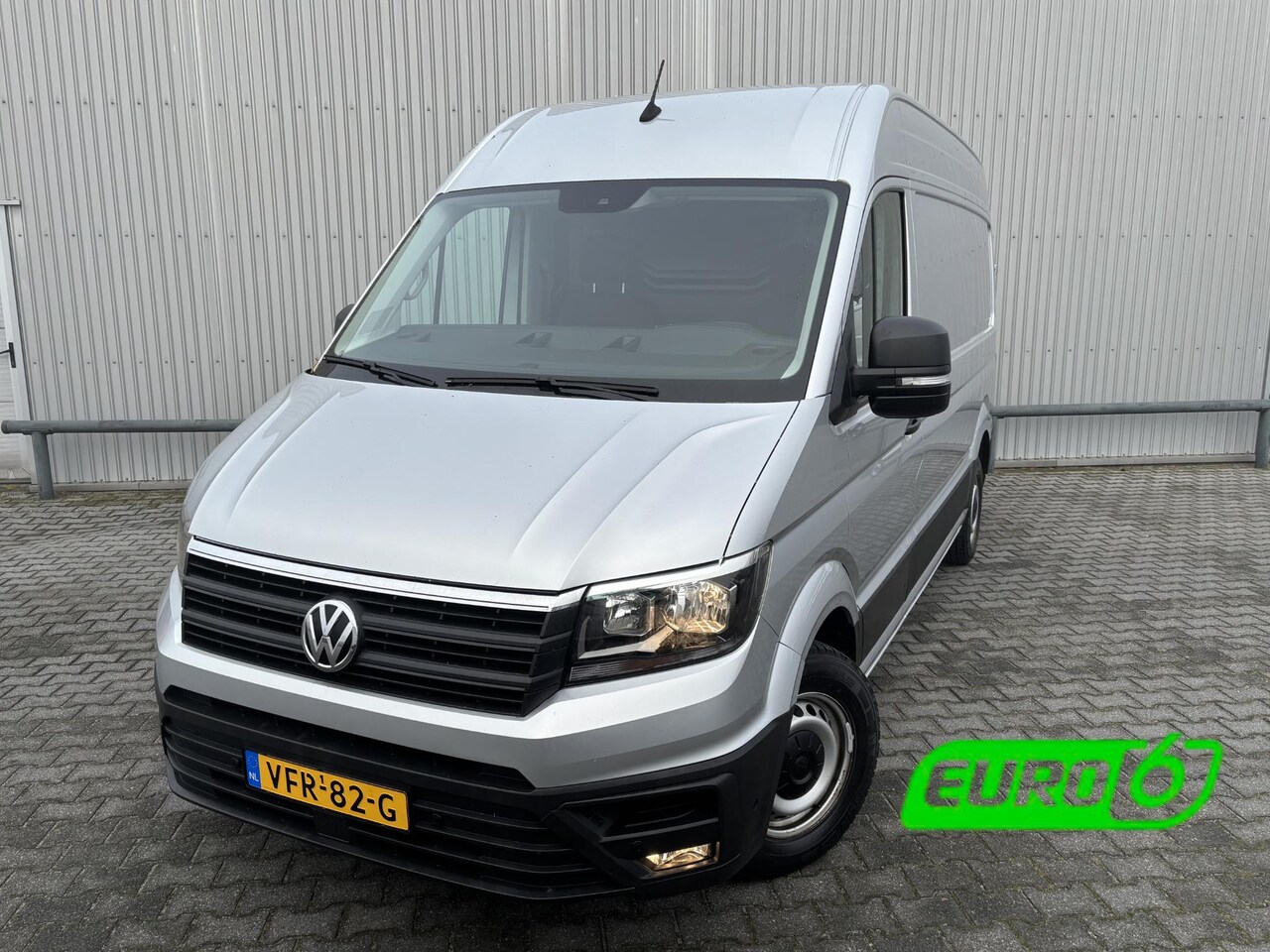 Volkswagen Crafter - 2.0 TDI L3H3*A/C*CRUISE*NAVI*WERKPLAATS*OMVORMER* - AutoWereld.nl