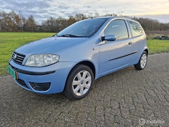 Fiat Punto - 1.4 16V Dynamic NETTE AUTO GROOT ONDERHOUD GEHAD