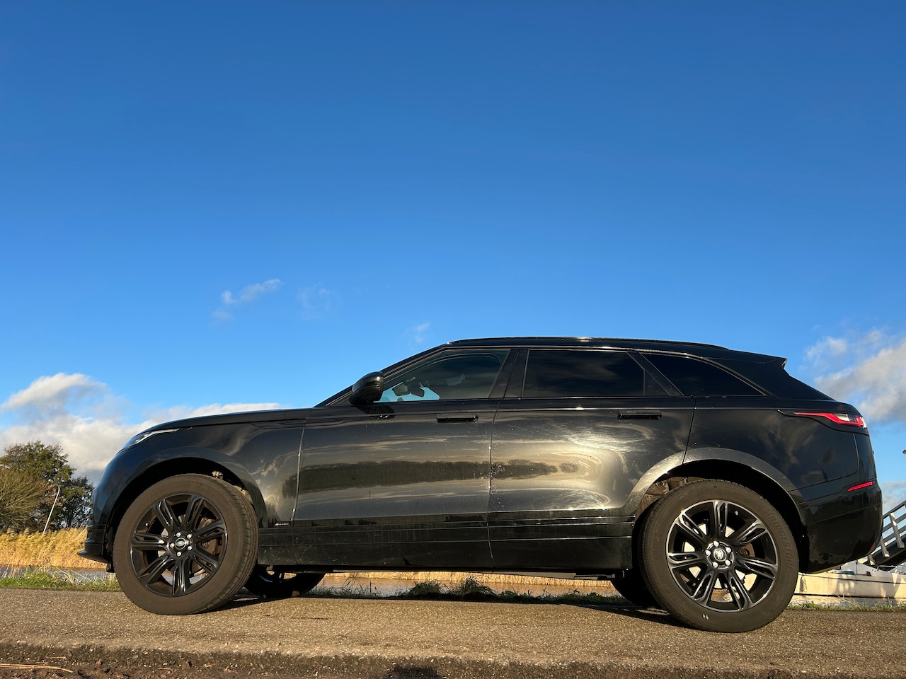 Land Rover Range Rover Velar - 2.0 I4 Turbo AWD R-Dynamic HSE - AutoWereld.nl