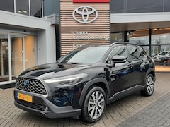 Toyota Corolla Cross - 2.0 High Power Hybrid First Edition STOELVERW APPLE/ANDROID ELEK-ACHTERKLEP PARK-SENSOREN