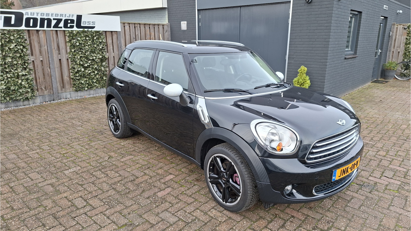 MINI Countryman - Mini 1.6 One Salt AIRCO  - 90567 km - AutoWereld.nl