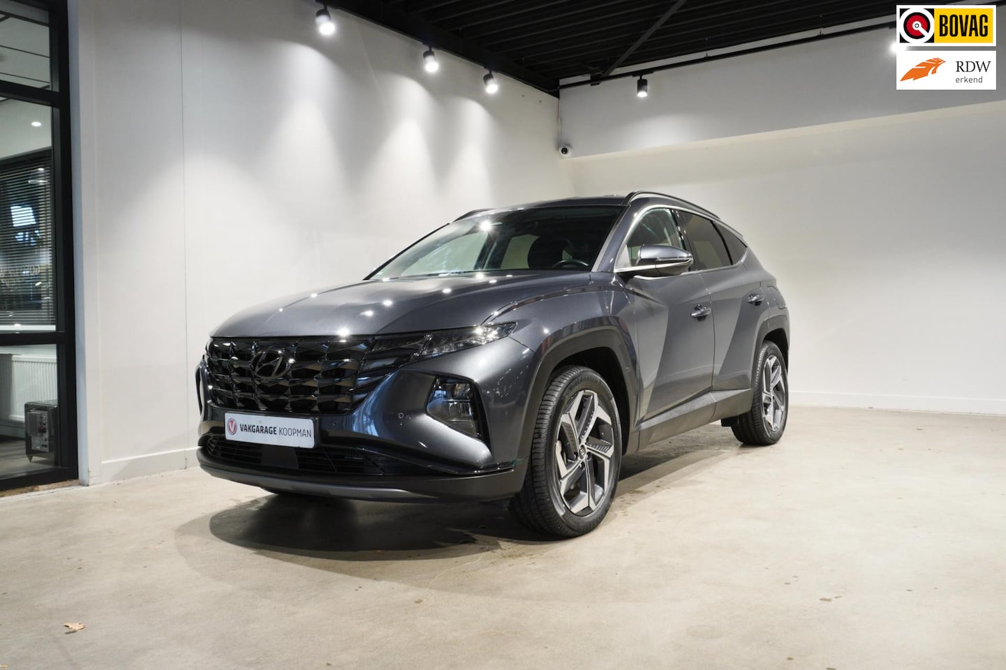 Hyundai Tucson - 1.6 T-GDI PHEV Comfort 4WD Dealer onderhouden|Stoelverwarming|Camera - AutoWereld.nl