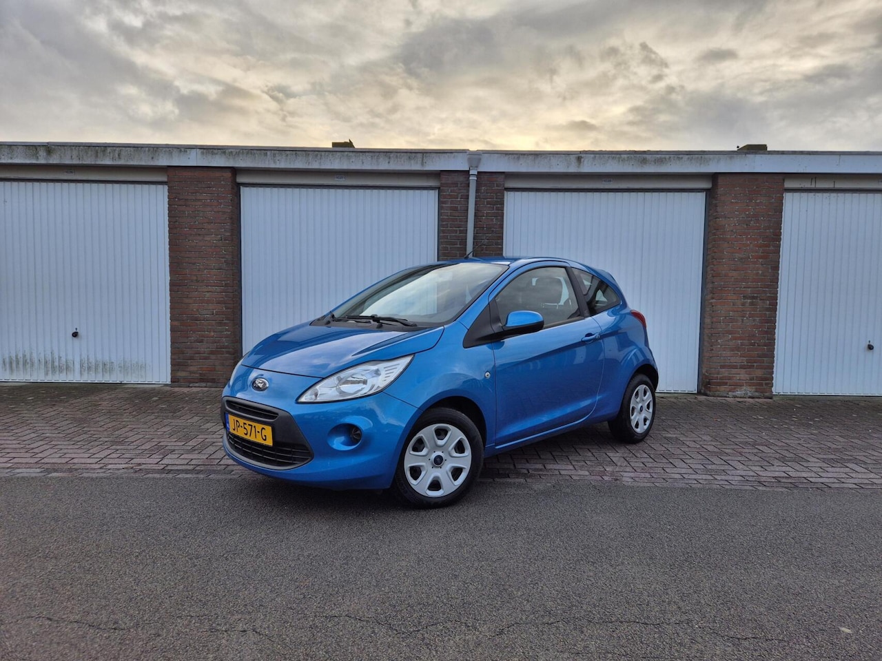 Ford Ka - 1.2 Style Origineel NL / Airco / Nieuwe distriebutieriem - AutoWereld.nl