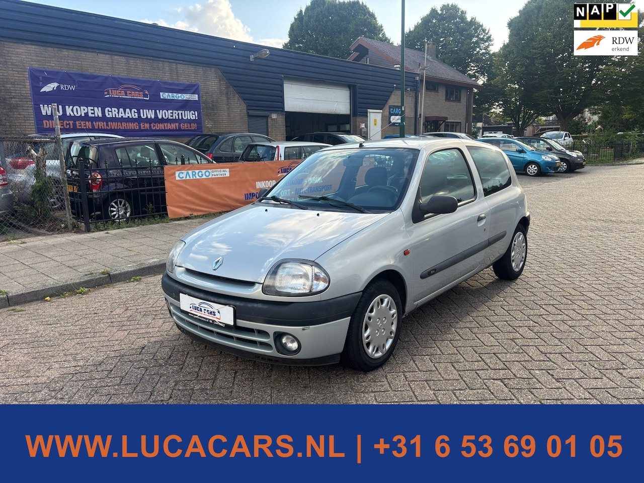 Renault Clio - 1.4-16V RN AUTOMAAT + NIEUWE APK! - AutoWereld.nl