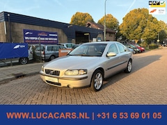 Volvo S60 - 2.4 2X SLEUTEL + BOEKJES