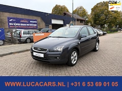 Ford Focus - 1.8-16V Ambiente Flexifuel AIRCO + NIEUWE APK
