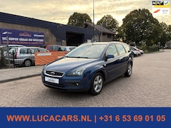 Ford Focus Wagon - 1.6-16V Futura TREKHAAK