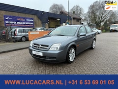 Opel Vectra - 2.2-16V Comfort NIEUWE APK + TREKHAAK