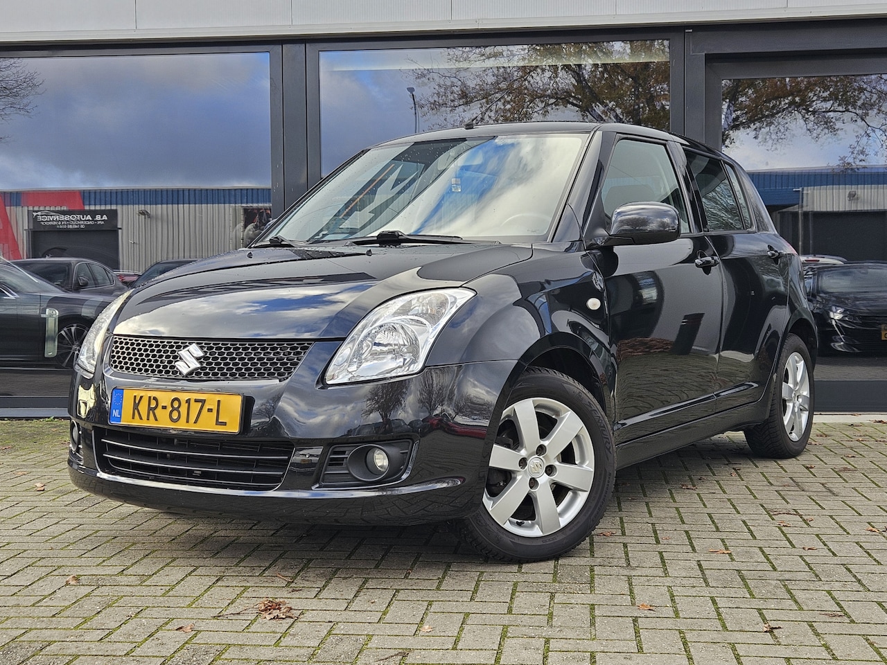 Suzuki Swift - 1.3 Comfort + LM VELGEN + KLIMA + APPLE CAR/ ANDROID + KEYLESS - AutoWereld.nl