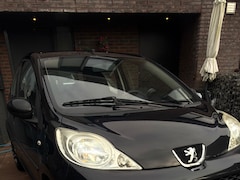 Peugeot 107 - 1.0-12V XS