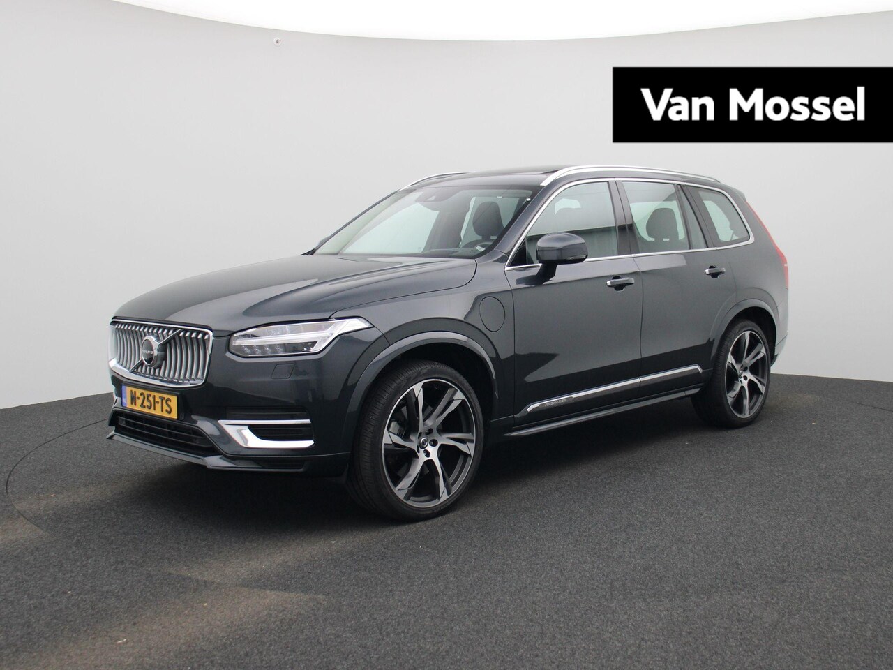 Volvo XC90 - 2.0 T8 Recharge AWD Inscription Exclusive | Automaat | Luchtvering | Adaptieve Cruise Stop - AutoWereld.nl