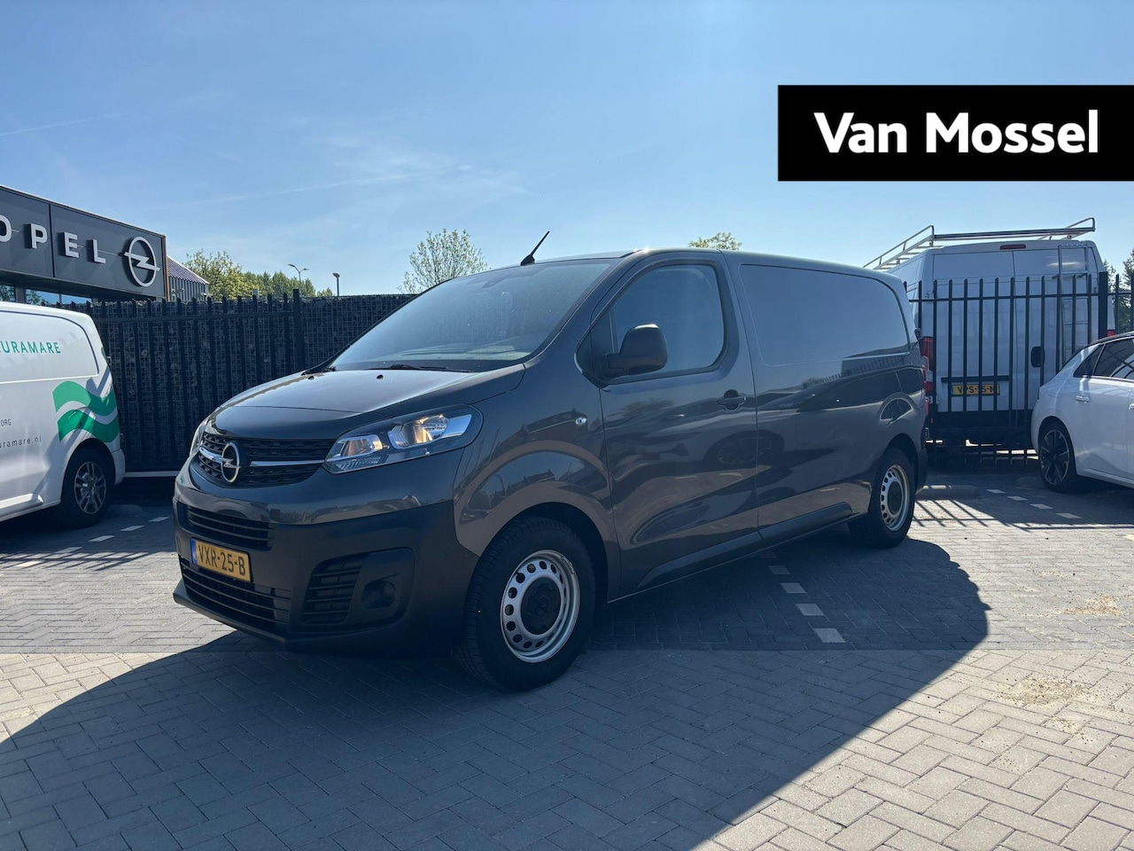 Opel Vivaro - 1.5 BlueHDi 120 S&S L2 1.5 BlueHDi 120 S&S L2 - AutoWereld.nl