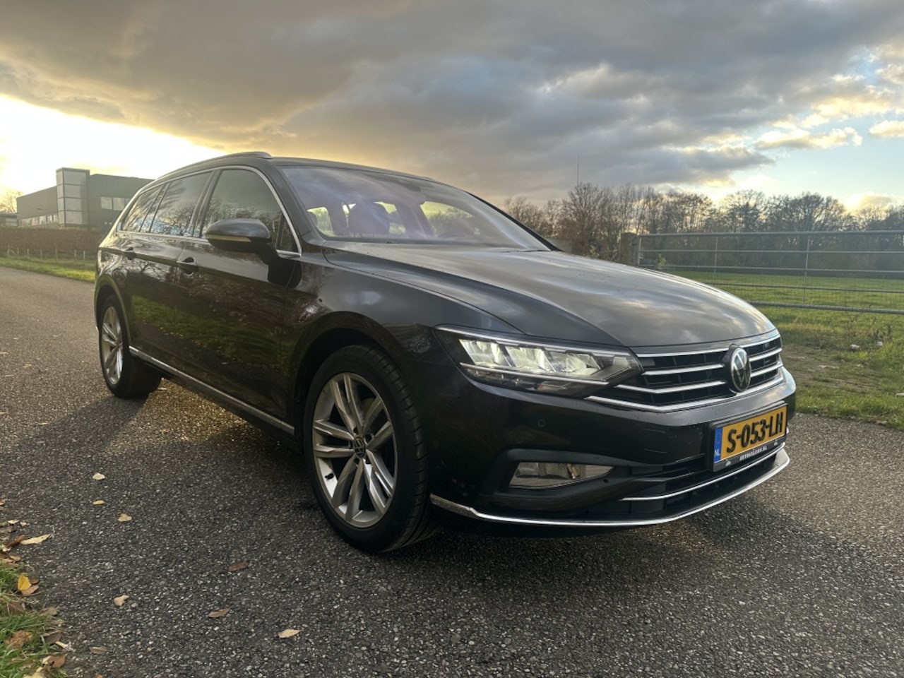Volkswagen Passat Variant - 1.5 TSI Business 1.5 TSI Business - AutoWereld.nl
