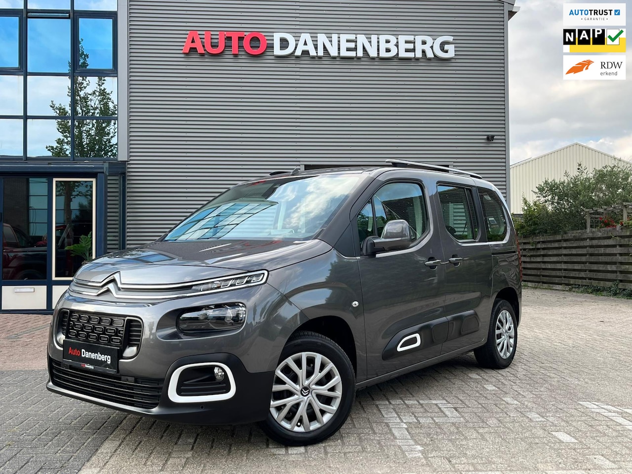 Citroën Berlingo - 1.2 PureTech AUTOMAAT! GARANTIE! - AutoWereld.nl