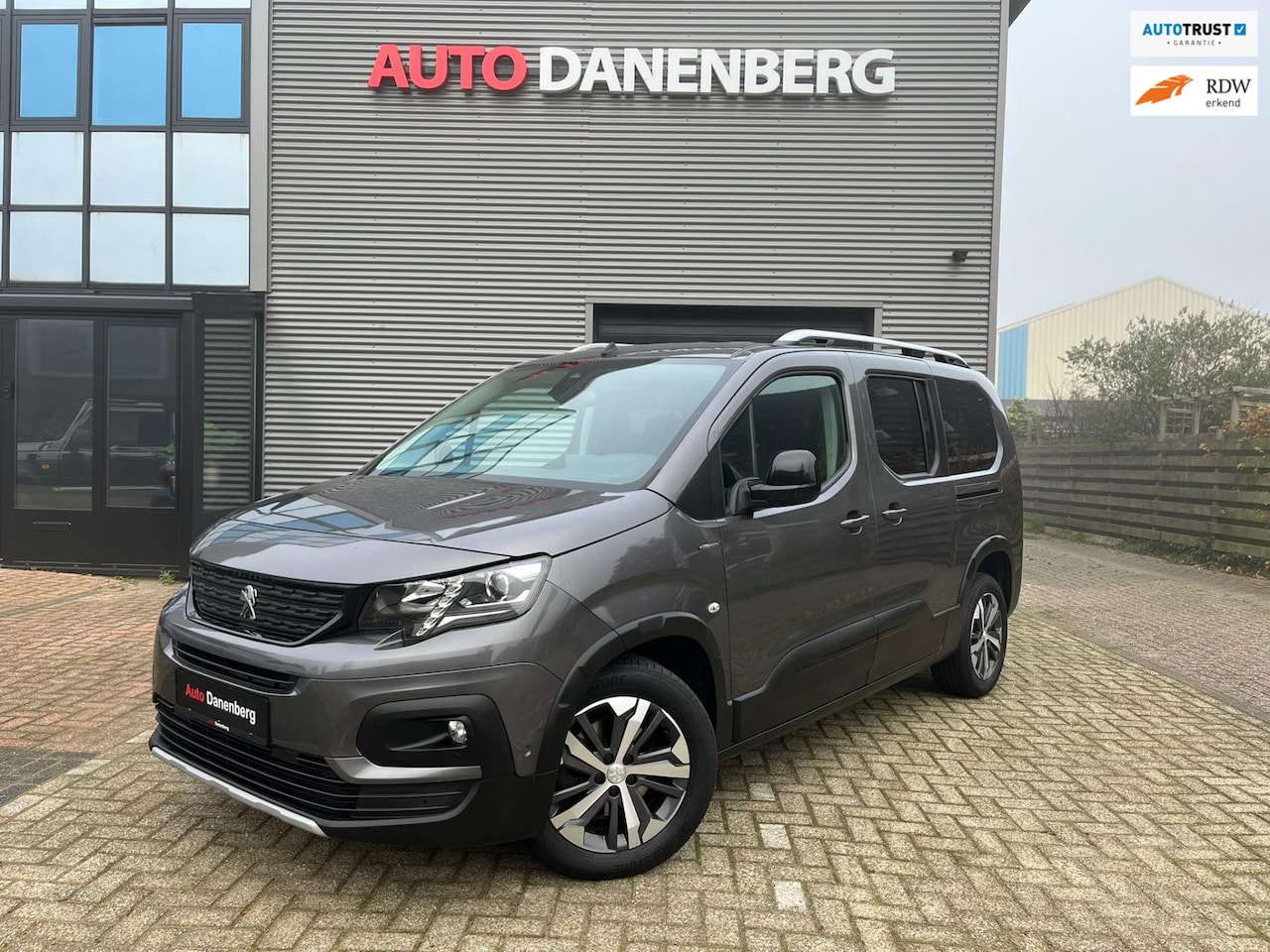 Peugeot Rifter Long - 1.2 Puretech Long GT-Line 7p. 1.2 Puretech Long GT-Line 7p. GARANTIE - AutoWereld.nl