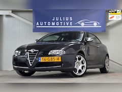 Alfa Romeo GT - 2.0 JTS Imola Leer Trekhaak Bose 18"LM Mooi